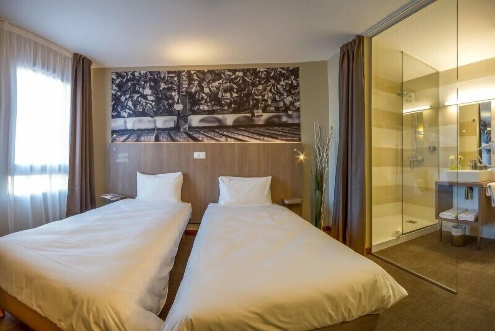 Saint-Aunes The Originals City, Hotel Ecoparc, Montpellier Est מראה חיצוני תמונה