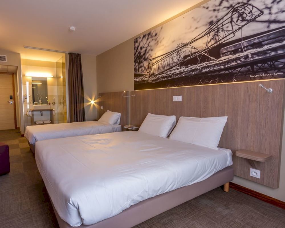 Saint-Aunes The Originals City, Hotel Ecoparc, Montpellier Est מראה חיצוני תמונה